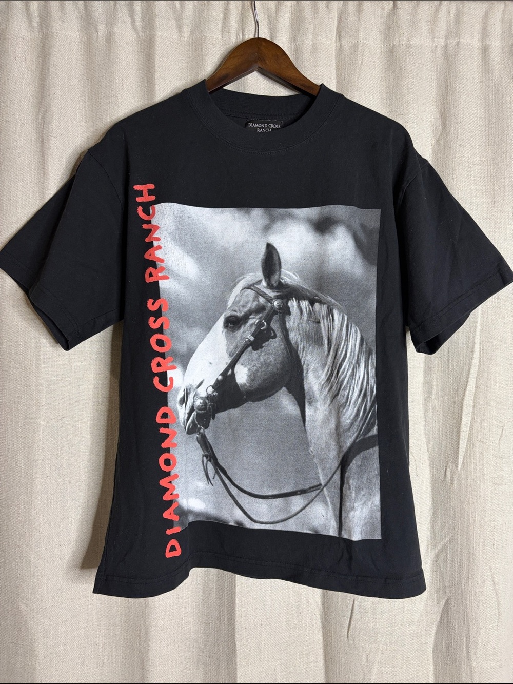 FREE PEOPLE DIAMOND CROSS HERITAGE Black Graphic Horse Tee